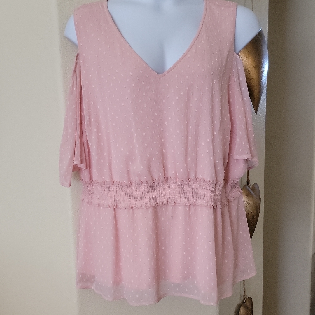 Lane Bryant Cold Shoulder Flowy Textured Shear Lined Top Pinkypeach Color Sz 24